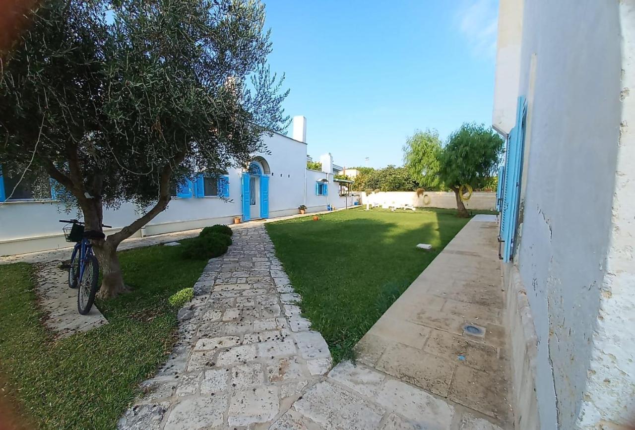 Villino Tronchetto Bianco Bed and Breakfast Mola di Bari Exteriör bild